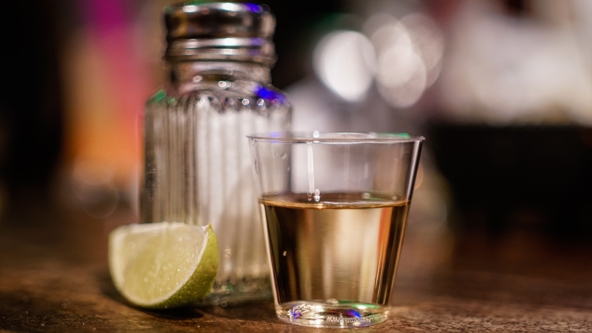 El tequila y la identidad mexicana. Foto de Francisco Galarza para Unsplash