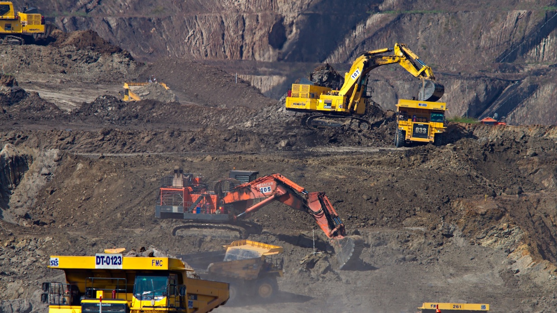 Uso de carbón provocará más de 264 mil muertes prematuras. Foto de Dominik Vanyi para Unsplash