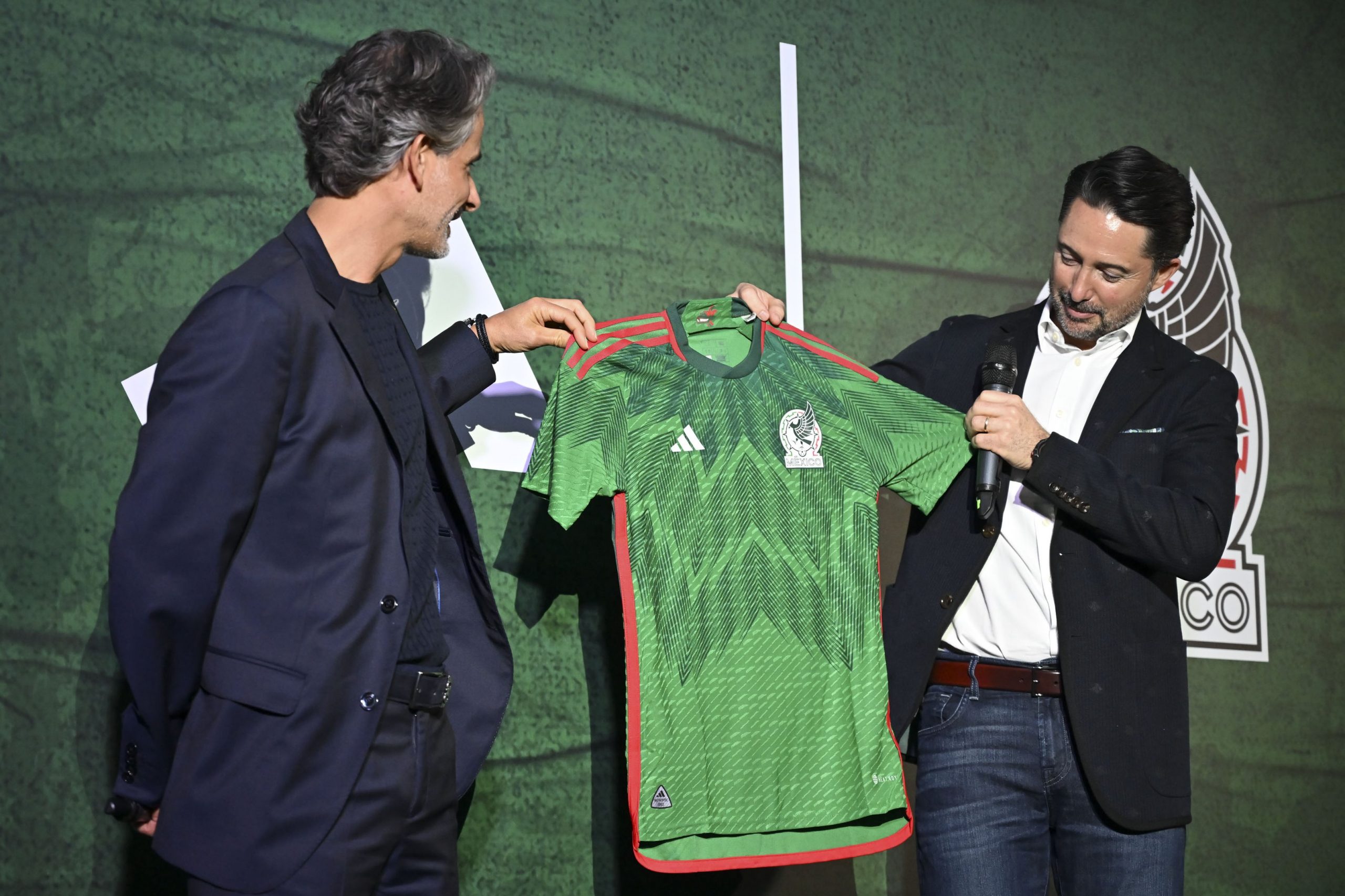 Esta será la camiseta de México en el Mundial de Qatar. Foto de Twitter FMF