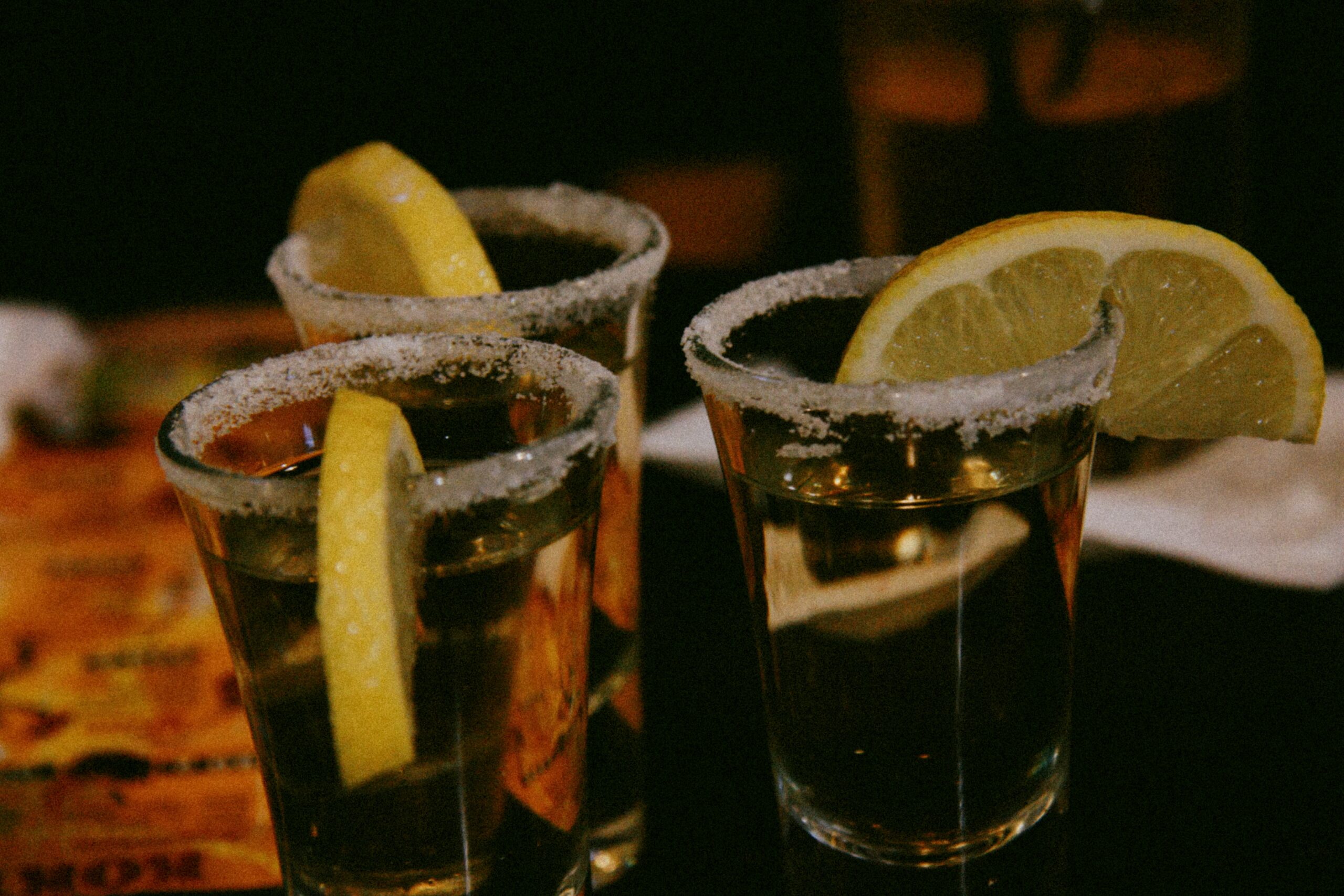 Nombran al tequila reposado como la mejor bebida espirituosa del mundo. Foto de iam_os para Unsplash