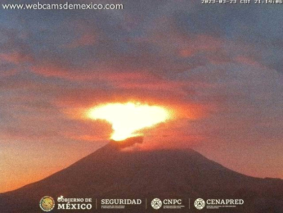 Cambia Semáforo de Alerta Volcánica a Amarillo Fase 3. Foto de Webcams de México