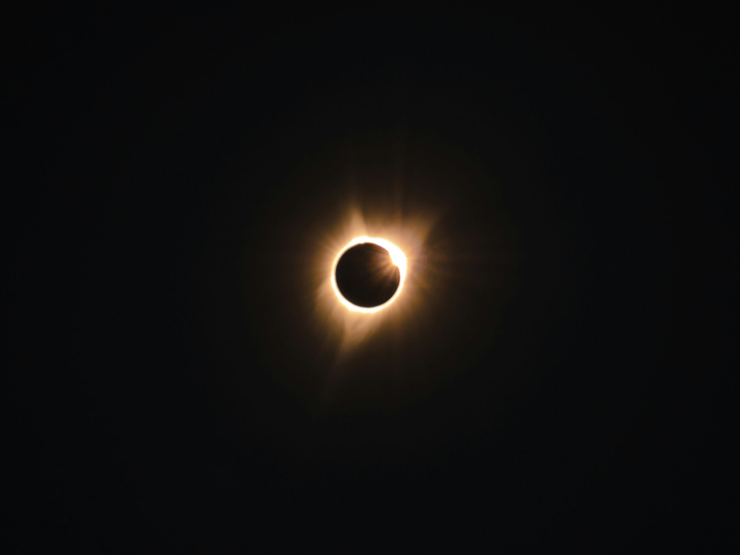 Suspenderán clases por eclipse en cinco estados. Foto de Mark Basarab para Unsplash