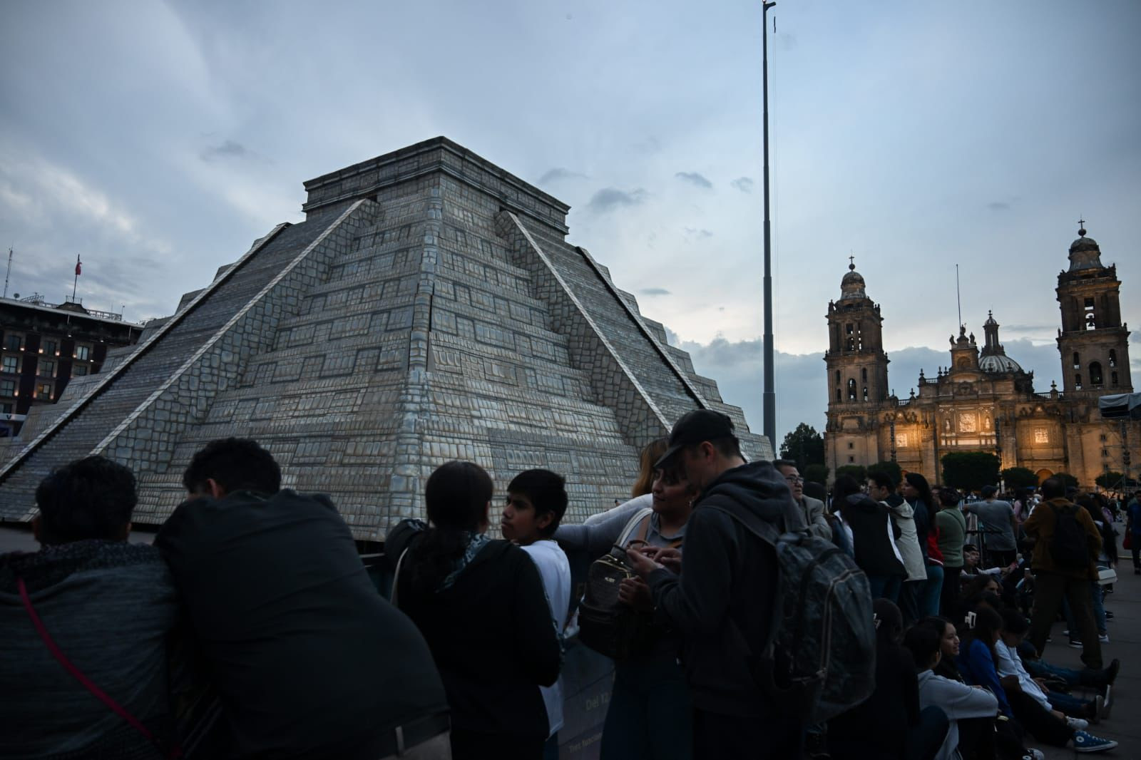 Concluye exhibición de la réplica de la pirámide de Kukulcán en el Zócalo. Foto de Secretaría de Cultura CDMX