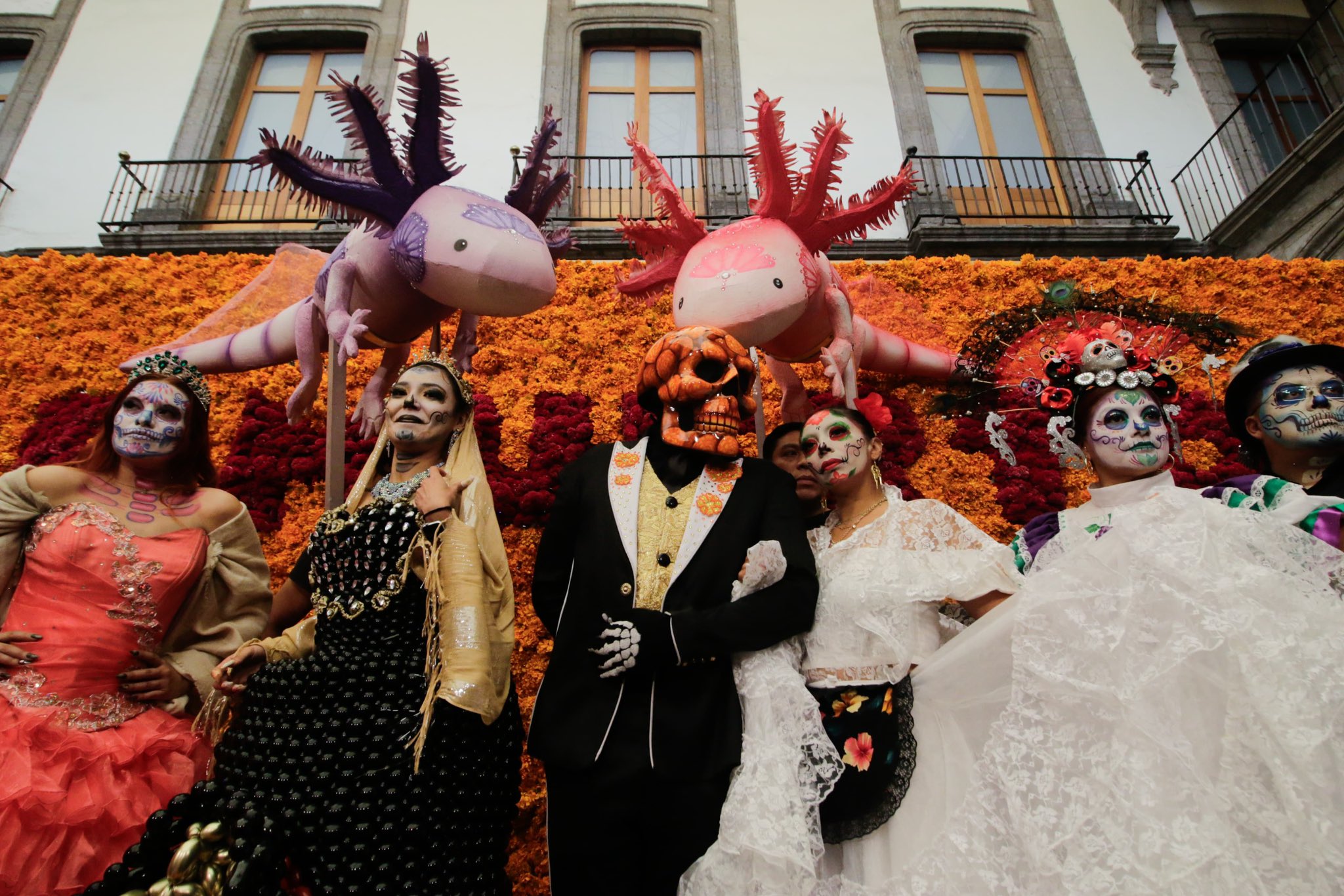 Todo listo para celebrar el Día de Muertos en la CDMX. Foto de X Clara Brugada