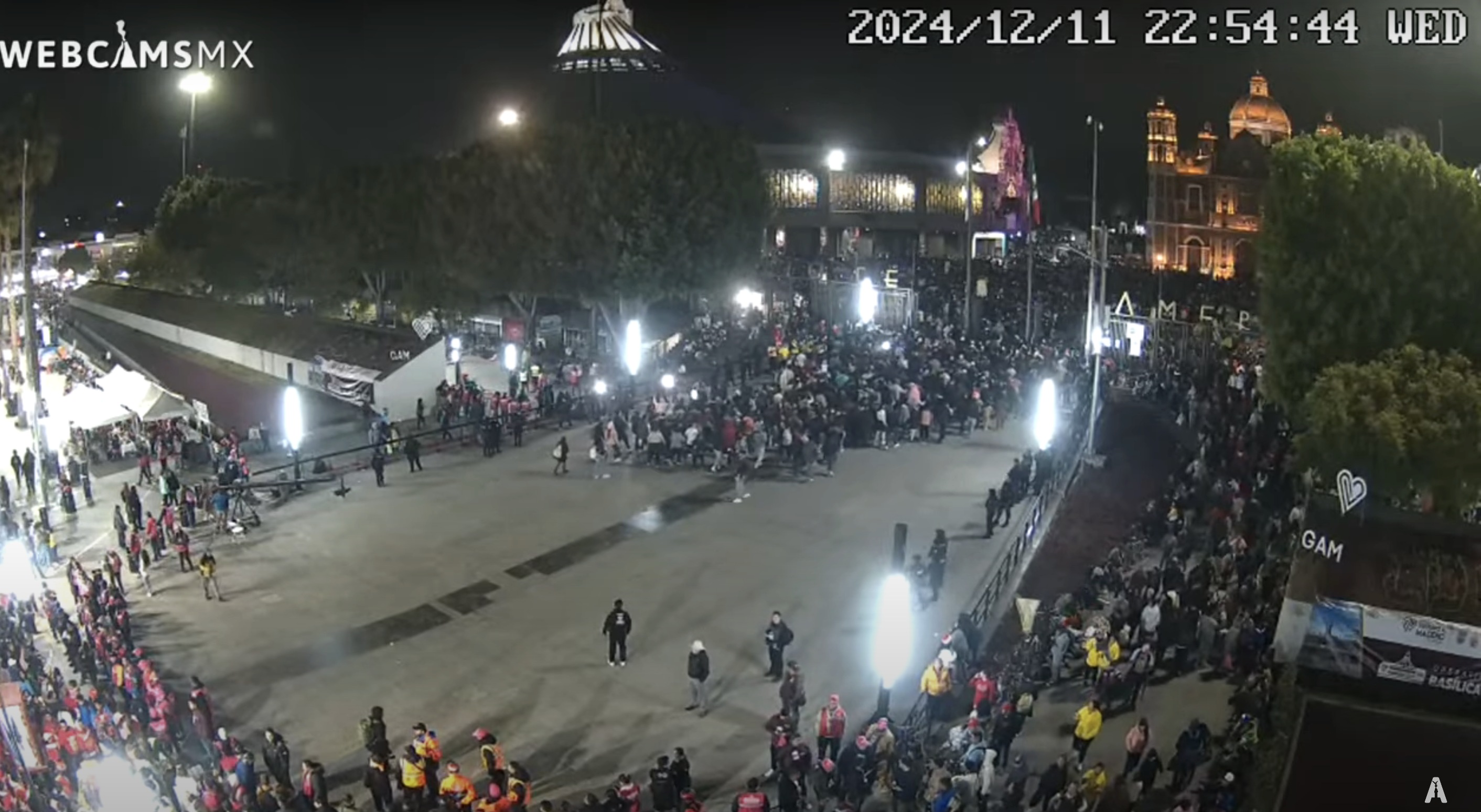 Peregrinos llegan a la Basílica de Guadalupe. Foto tomada de video